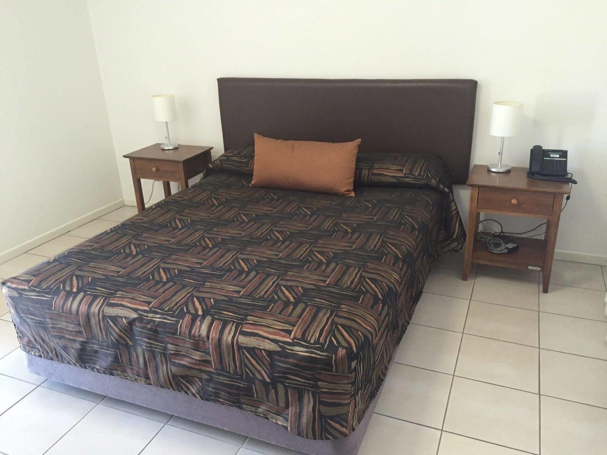 Swag Motel Middlemount Bagian luar foto