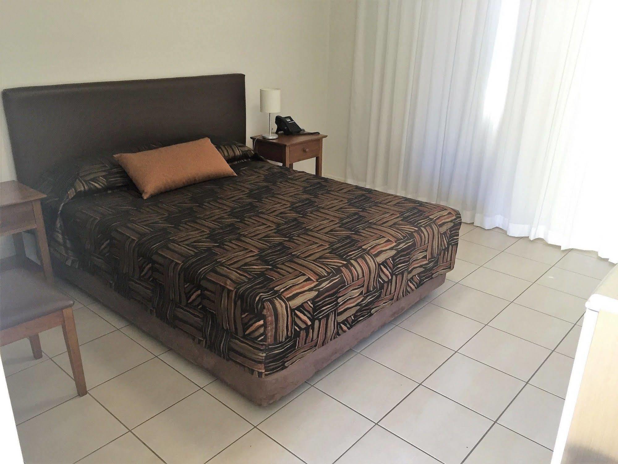 Swag Motel Middlemount Bagian luar foto
