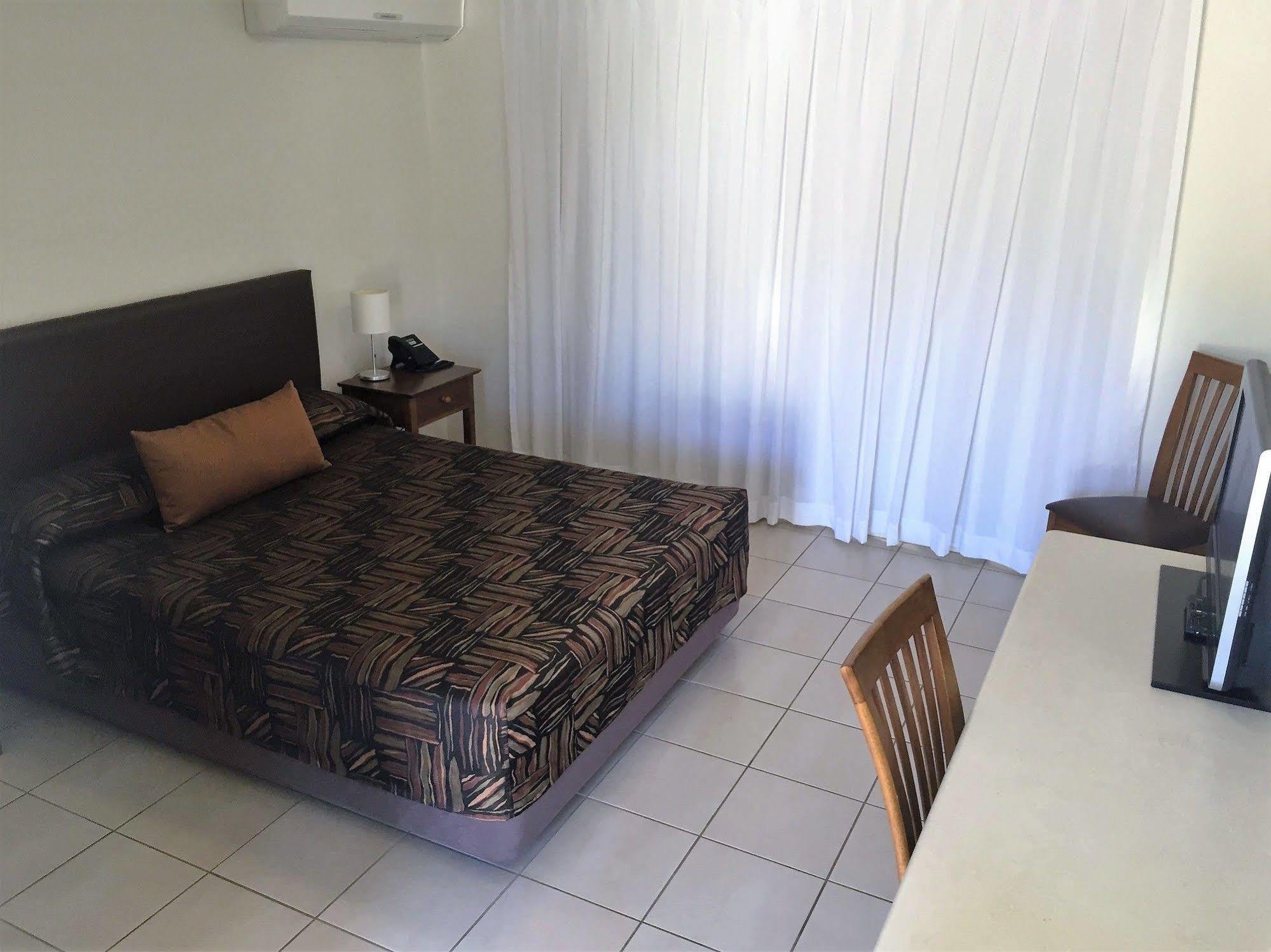 Swag Motel Middlemount Bagian luar foto